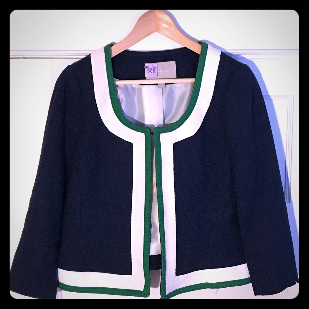 EUC Banana Republic crop jacket - 10 petite